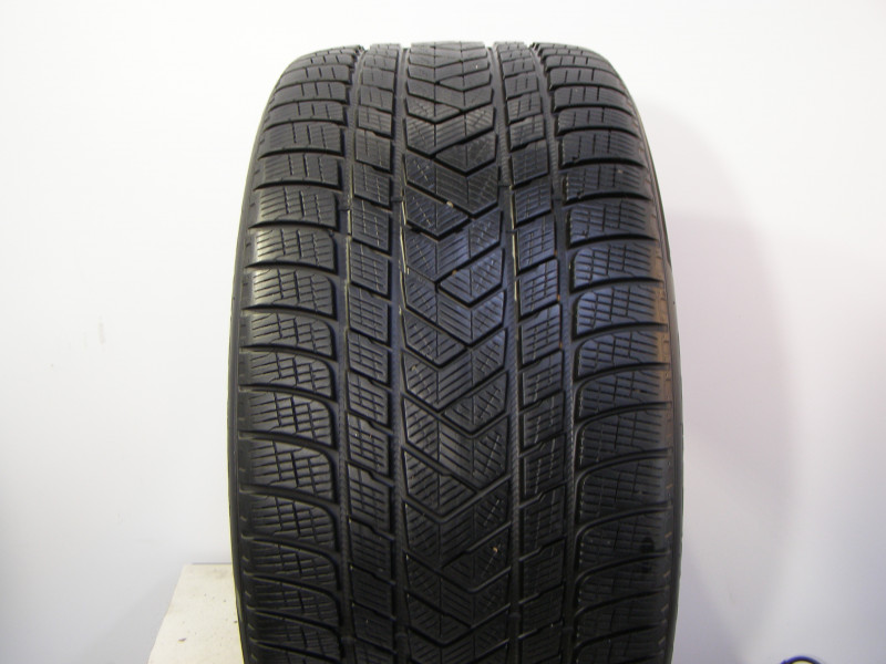 Pirelli Scorpion Winter guma