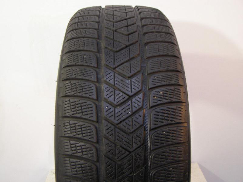 Pirelli Scorpion Winter guma