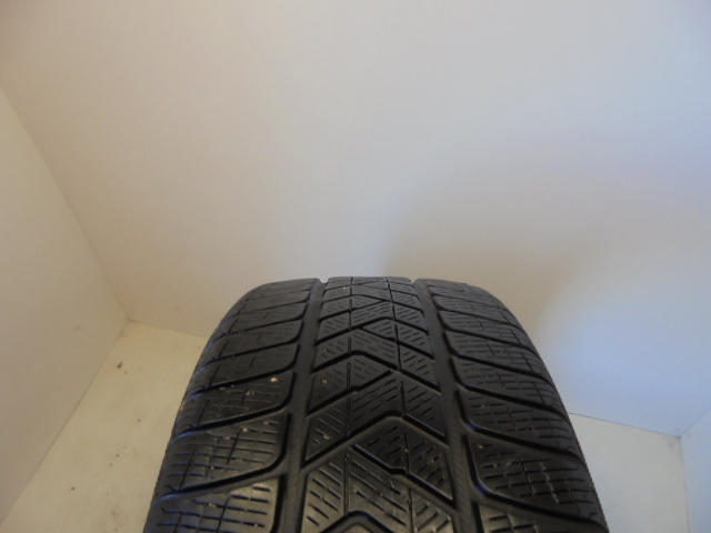 Pirelli Scorpion Winter guma