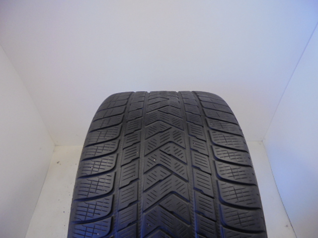 Pirelli Scorpion Winter guma