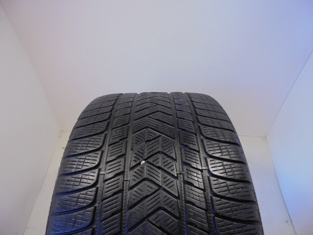 Pirelli Scorpion Winter guma