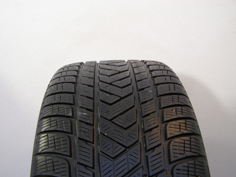 Pirelli Scorpion Winter guma