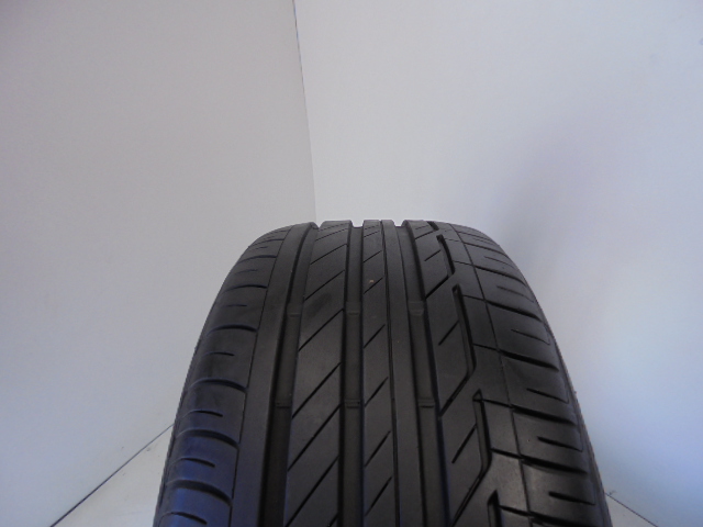 Bridgestone T001 guma