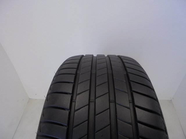 Bridgestone T005 guma