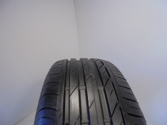 Bridgestone T001 guma