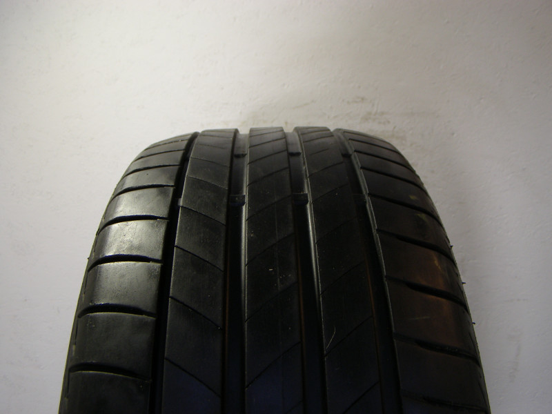 Bridgestone T005 guma