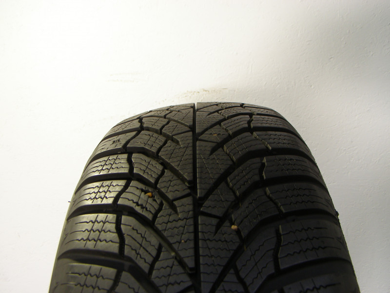 Kumho WP52 guma