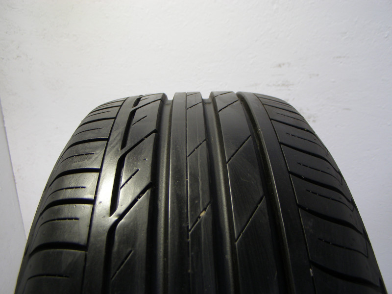 Bridgestone T001 guma