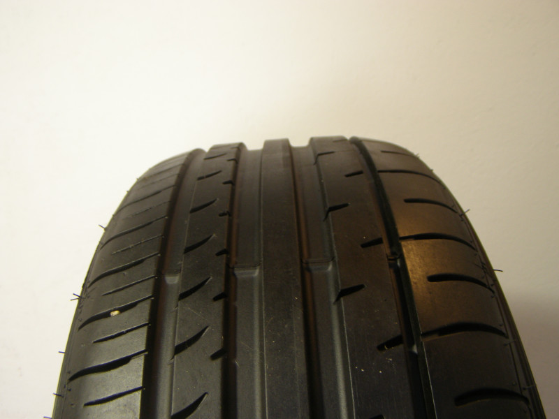 Falken FK453 guma