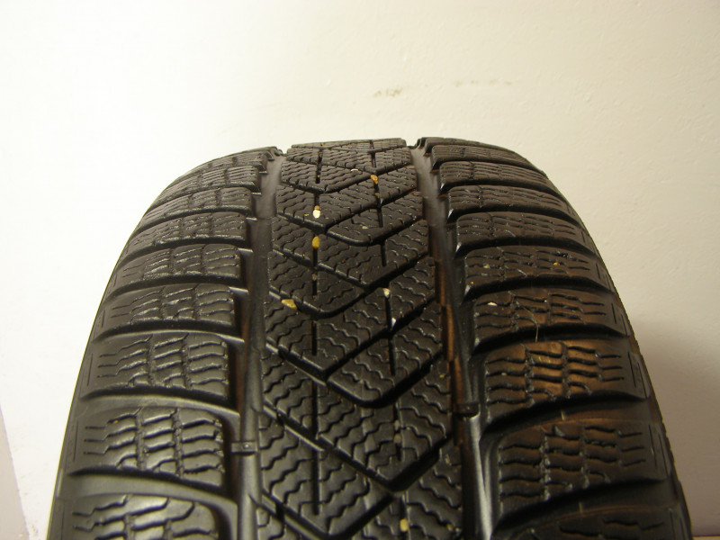 Pirelli Sottozero 3 RFT guma