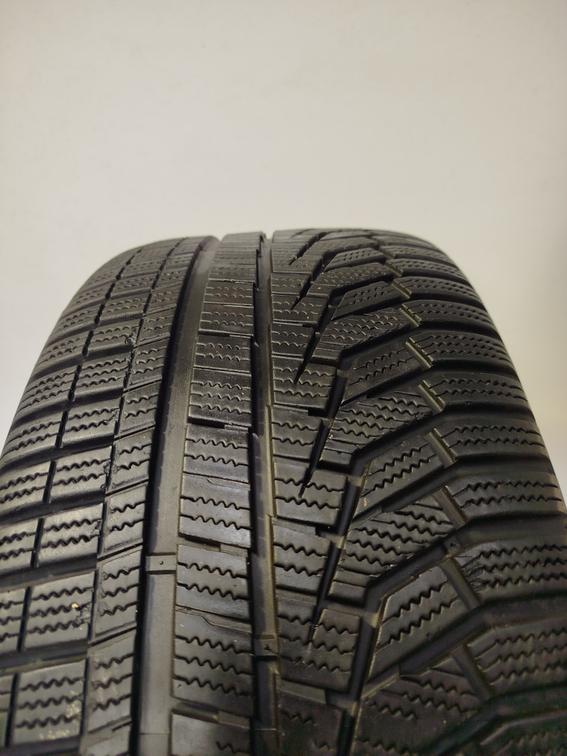 Hankook W320 Winter Icept Evo2 guma