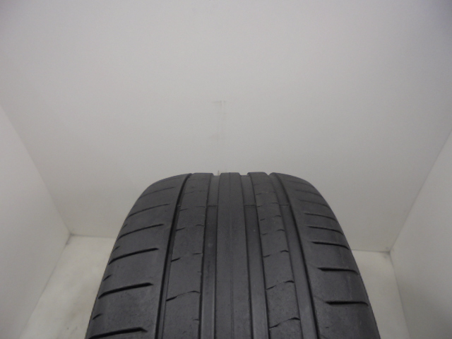 Pirelli Pzero PZ4 guma