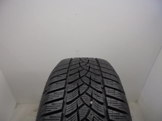 Goodyear Ultragrip Performance G1 guma