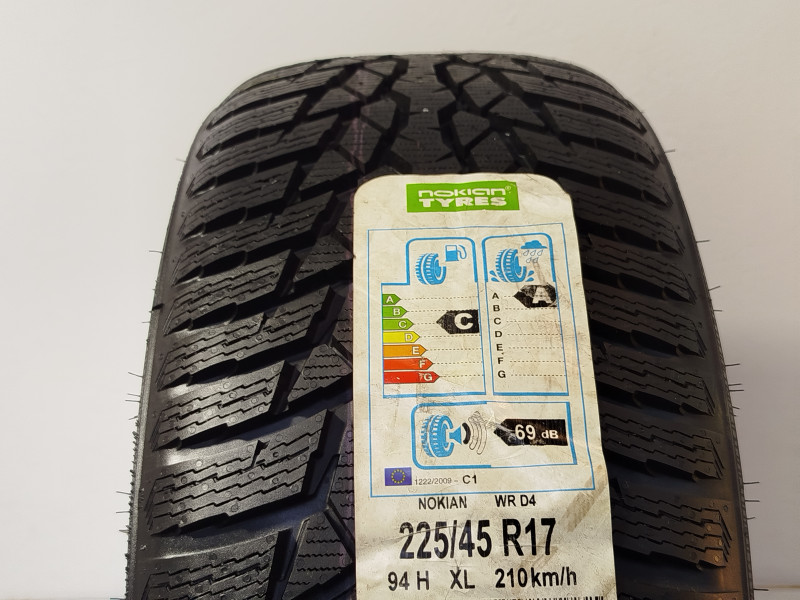 Nokian WR D4 guma