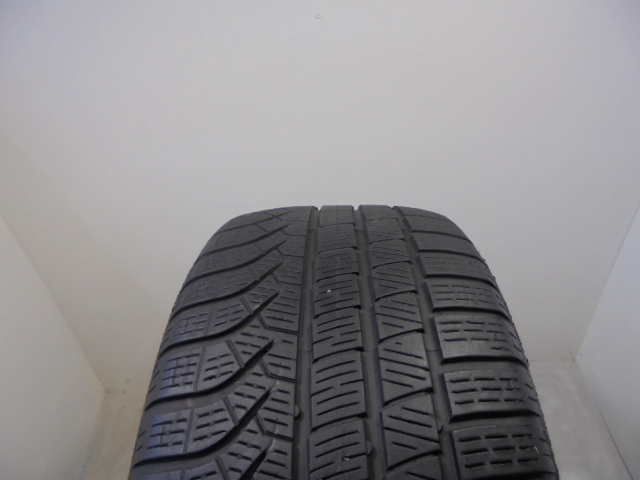Pirelli Pzero Winter guma