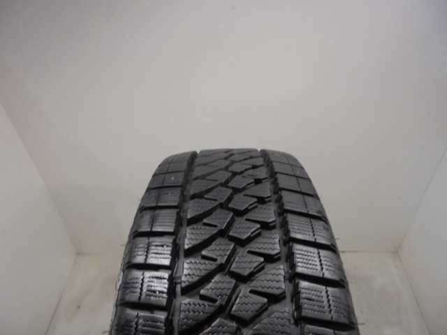 Bridgestone W810 guma