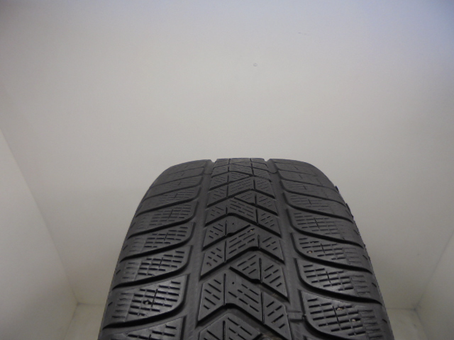 Pirelli Scorpion Winter guma