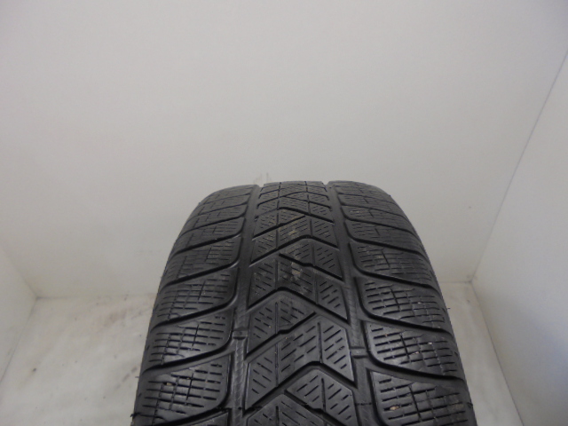 Pirelli Scorpion Winter guma