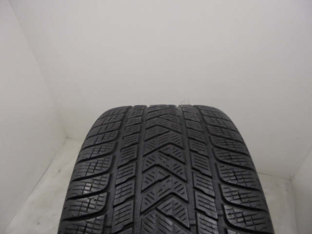 Pirelli Scorpion Winter MGT guma