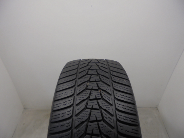 Hankook W330 guma