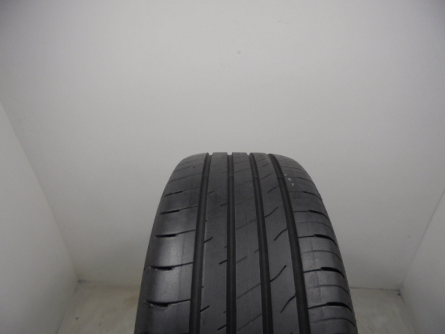 Goodyear Efficientgrip Performance 2 guma